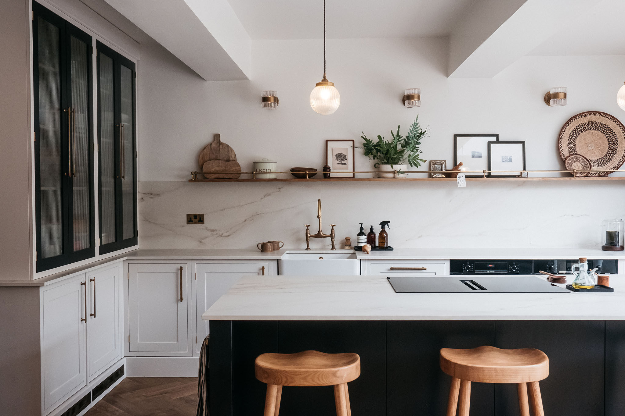 How to plan photos that help your location home stand out