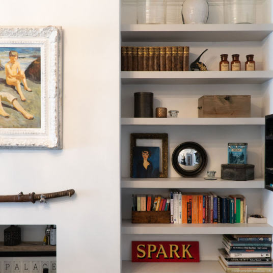 A vintage lover’s dream house (and shoot location)